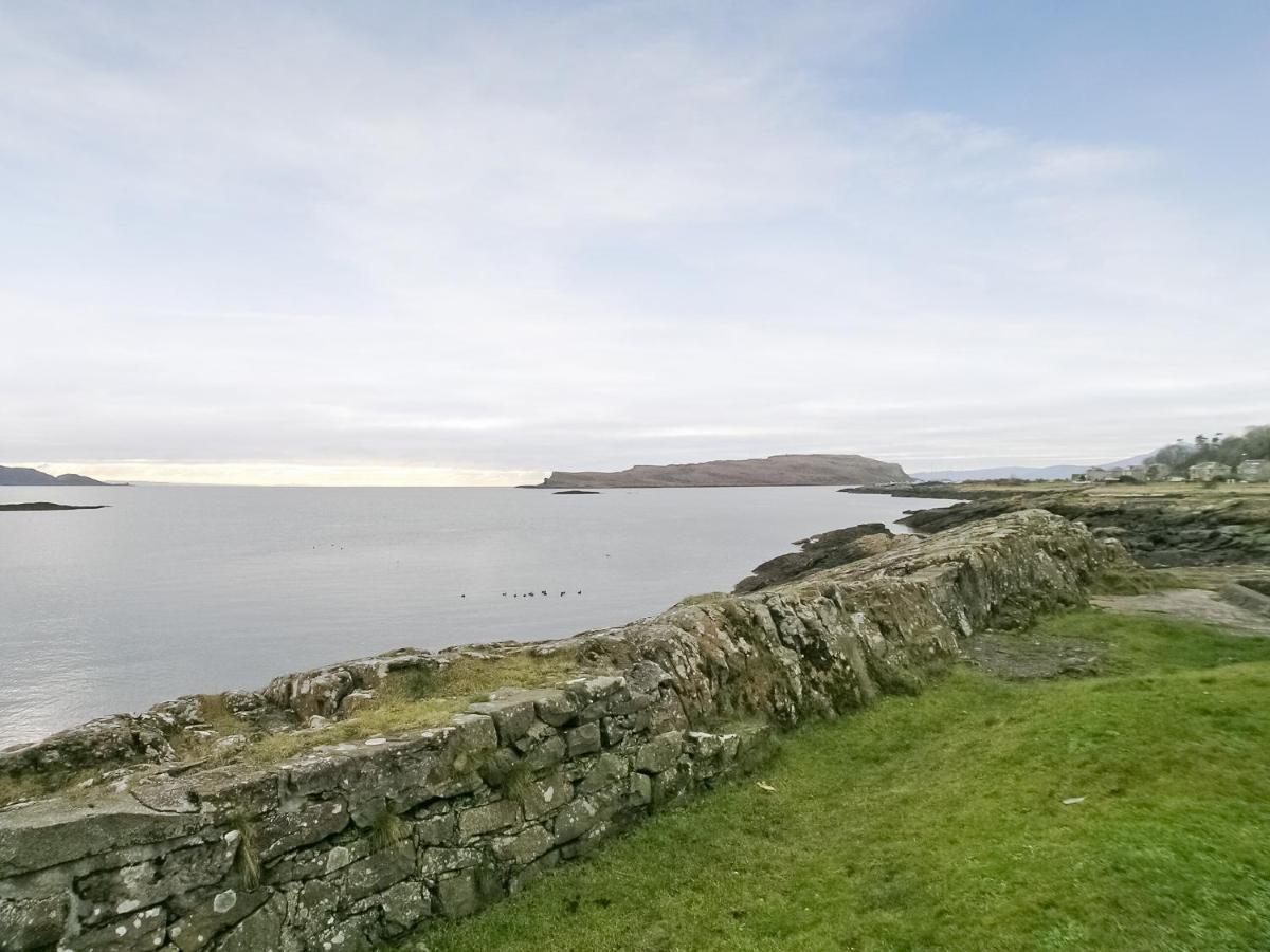 Millport Bay View Villa Bagian luar foto